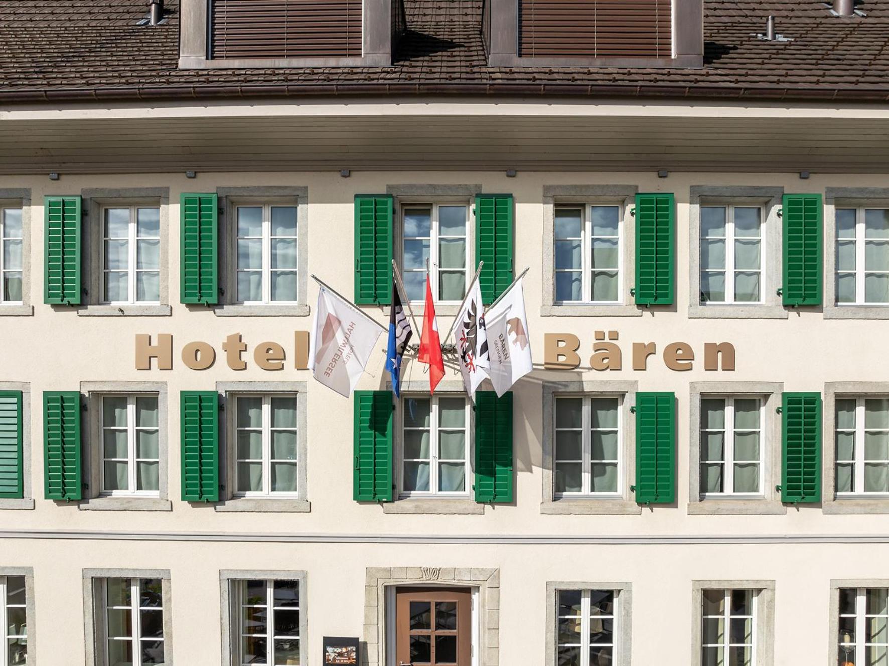 Aparthotel Baeren Seengen Bagian luar foto
